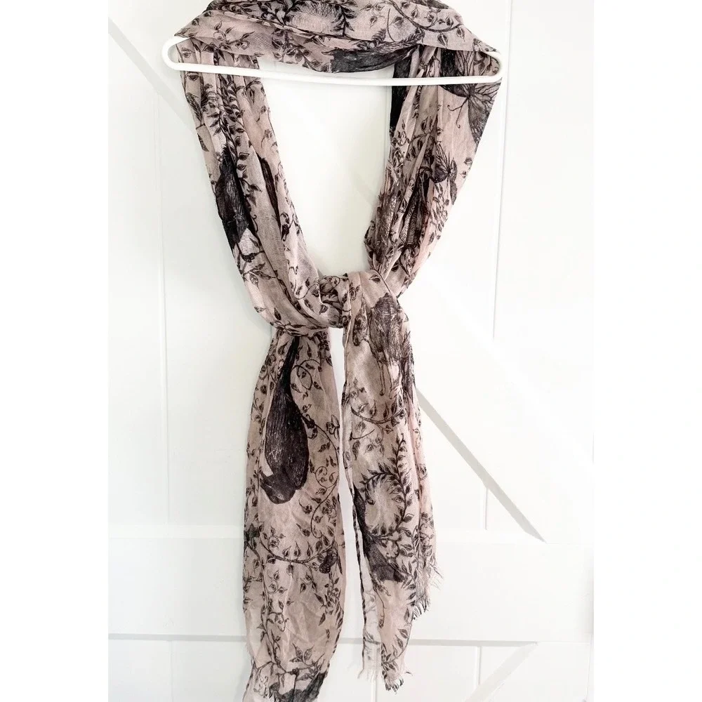 N/A lightweight airy